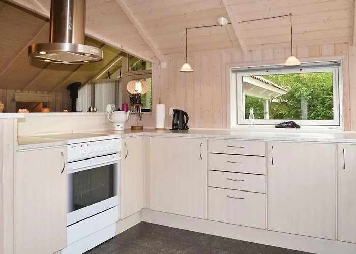 Three-bedroom In Casa vacanze