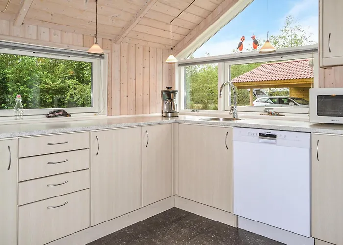 Three-bedroom In Casa vacanze *